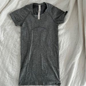 COPY - lululemon swiftly tech